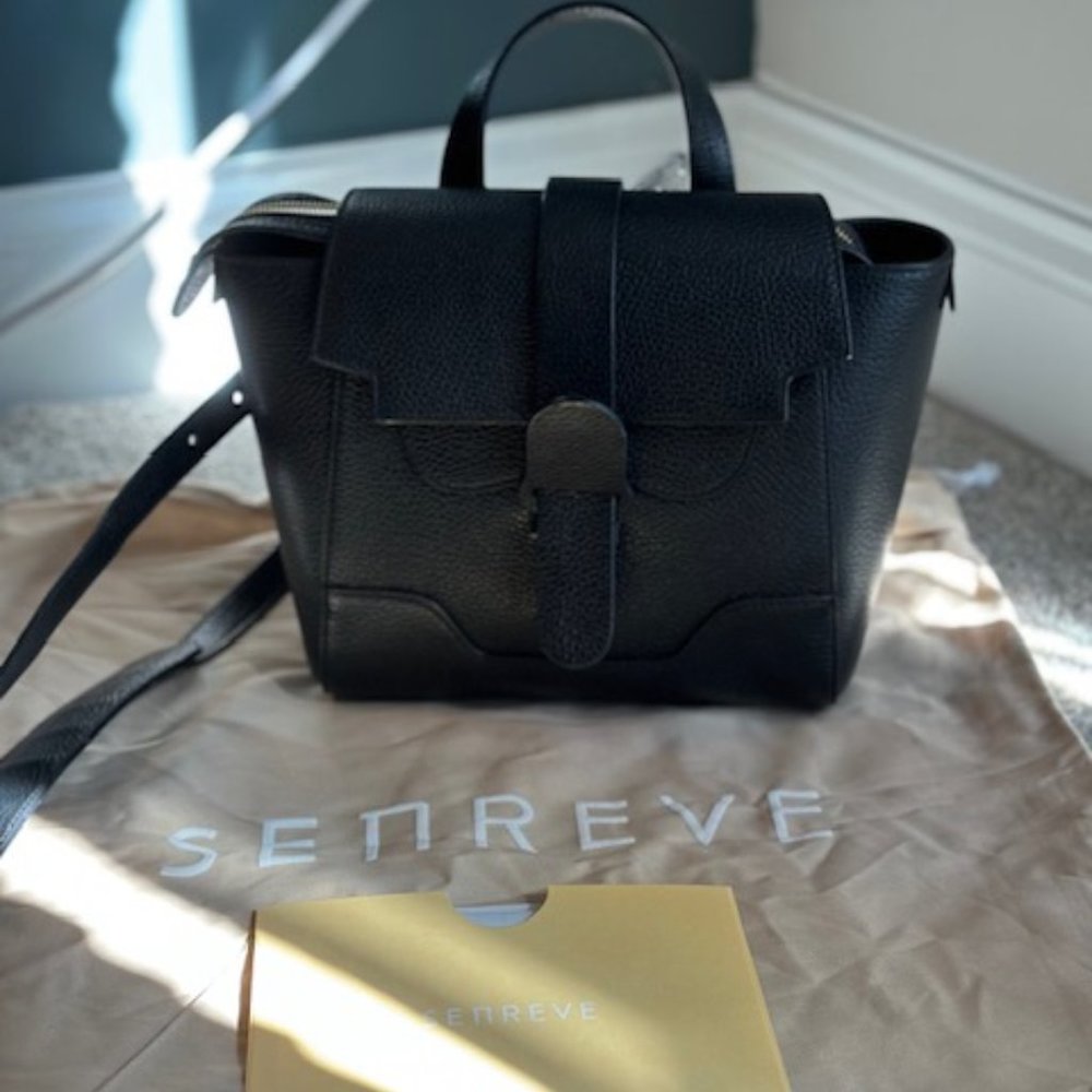 Senreve Mini Maestra in Black Dolce Italian Leather- EXCELLENT CONDITION! - Picture 4 of 15